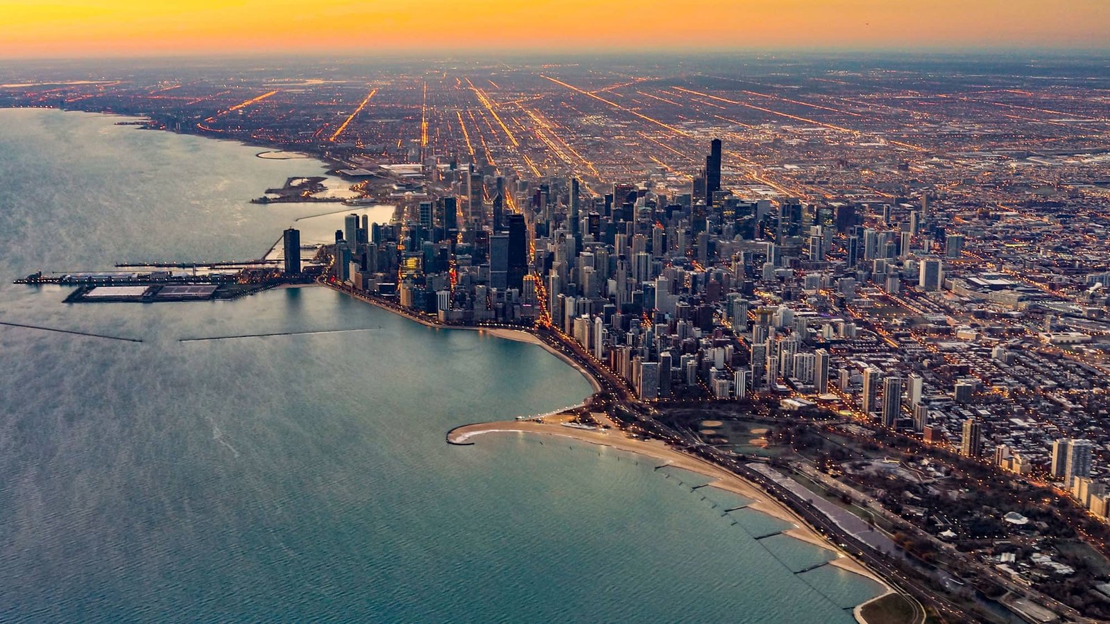 explore-chicago-from-the-air